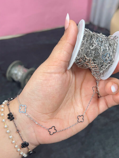 Hollow Clover Sequence Silver Permanent Chains